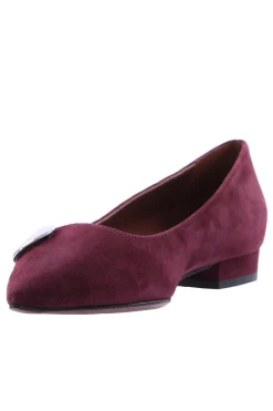 Ballerina in suede con applicazione