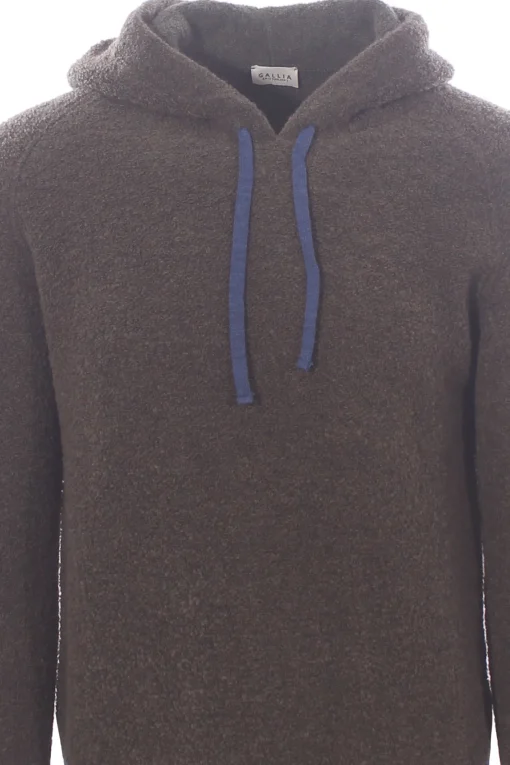 maglia in lana bouclé con contrasti