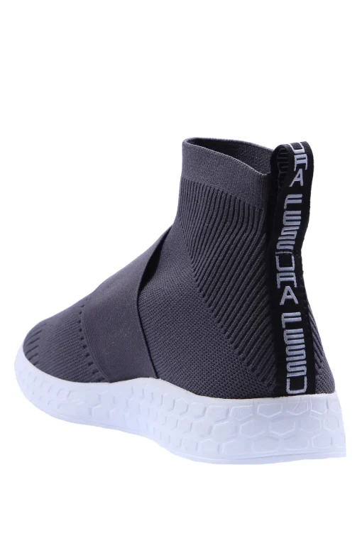 Slip on con strappo
