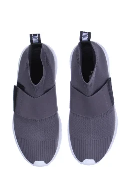 Slip on con strappo