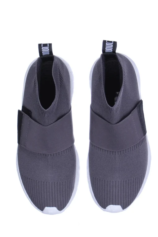 Slip on con strappo